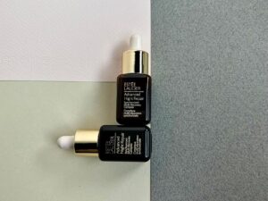 Cum citești corect eticheta unui produs cosmetic: ghid pentru lista de ingrediente