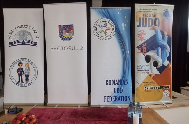 Bannerele Federatiei Romane de Judo, Sectorului 2 si Scolii Gimnaziale nr. 39